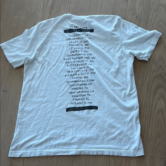 Ed Sheeran Divide World Tour White T-Shirt - Picture 6 of 6